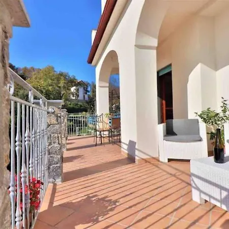 Πανσιόν Del Moro 4*