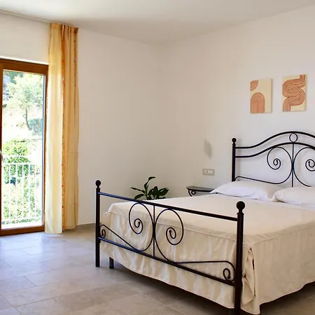 Πανσιόν Del Moro Agerola